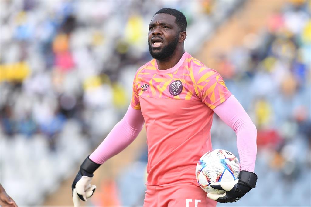 Akpeyi offers to help solve Super Eagles goalkeeping problem