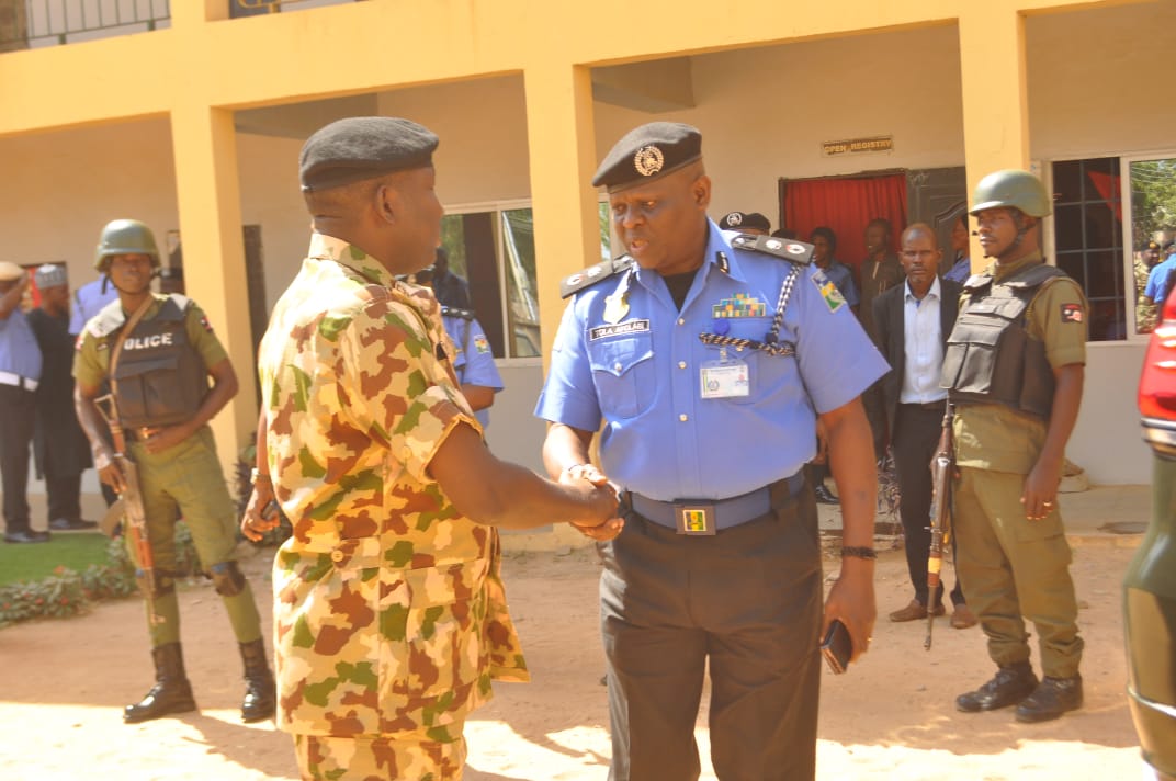 Adamawa: CP receives new Brigade Commander after soldiers’ attack on Police Hqtrs