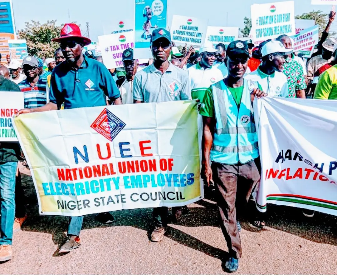 NLC: Protesters storm  over high cost of living in Minna