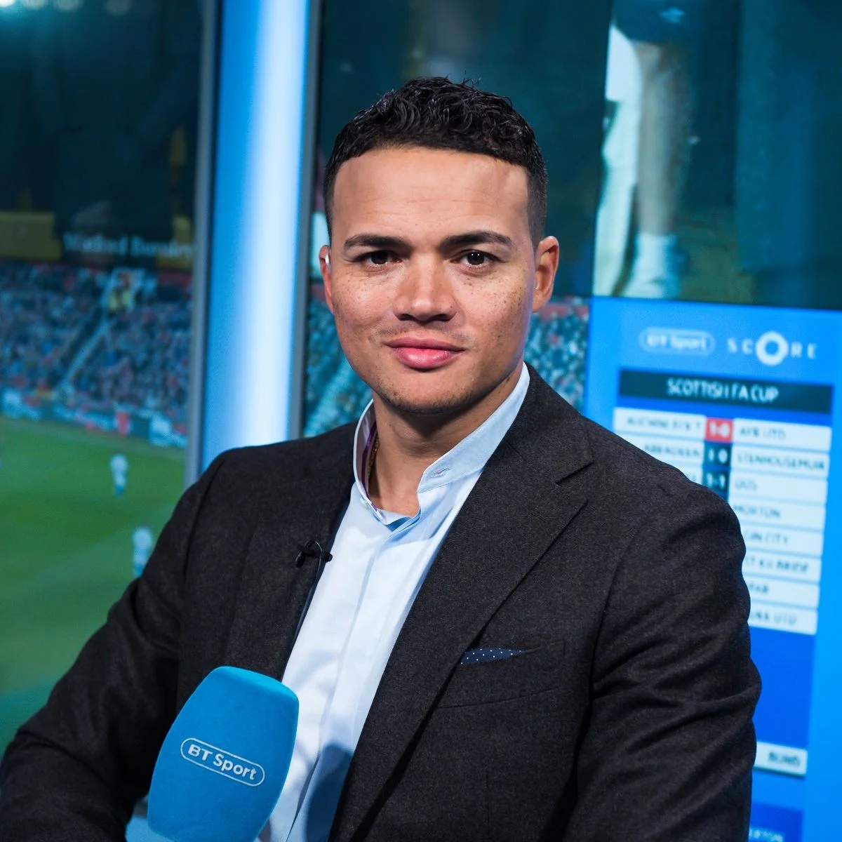 ‘It’s strange’ – Jenas reacts as Arsenal star snubs England call-up