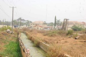 Shelter Afrique Residents Cry Out Over Flooding, Call On AKSG For Quick Intervention