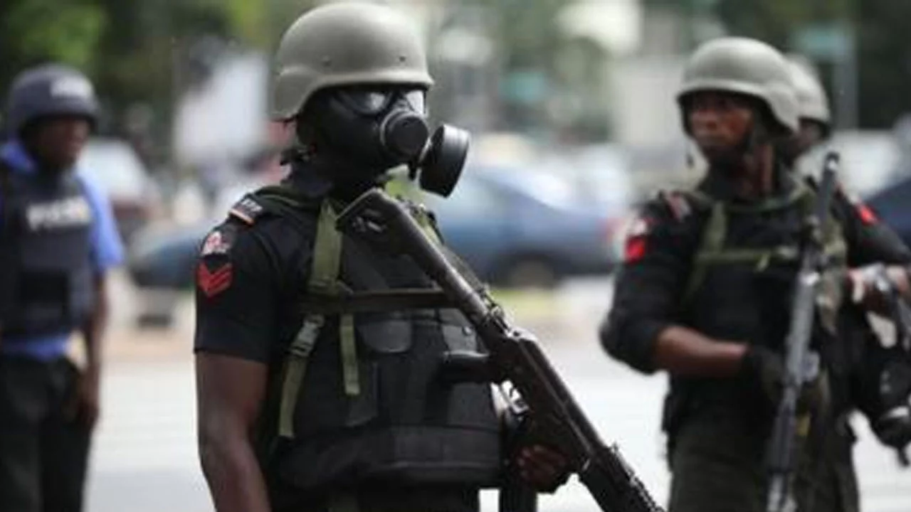 Police raid IPOB/ESN hideout in Enugu, kill two