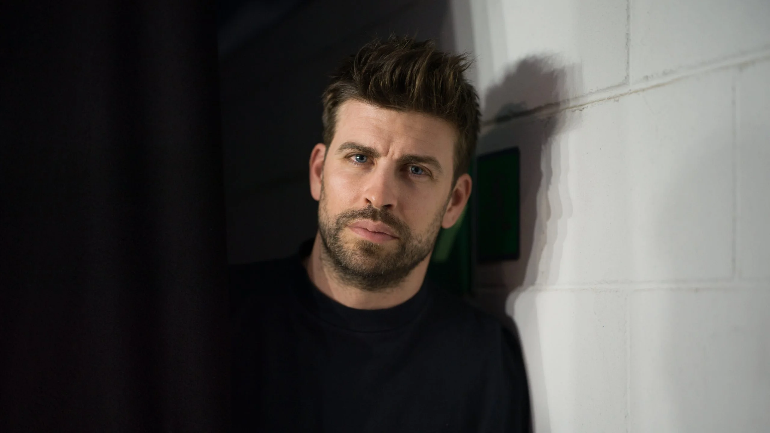 Pique credits Barcelona for continuing career past 30