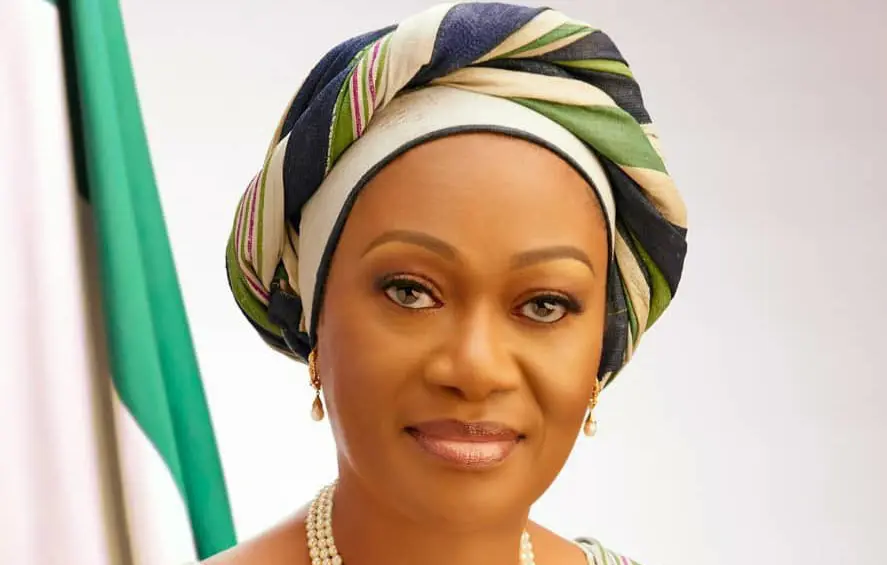 Keep believing in Nigeria – First Lady tells youths