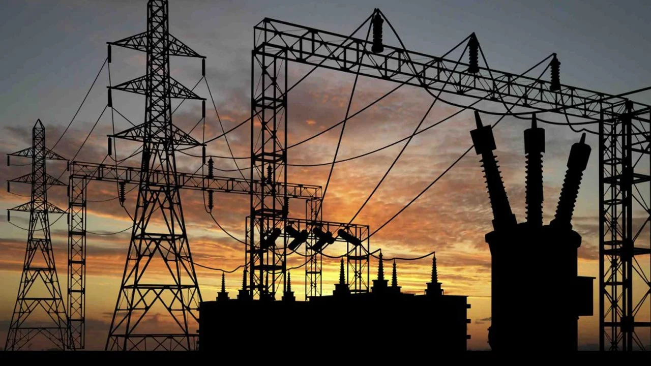 Power outage hits Maiduguri as vandals blow up TCN towers again