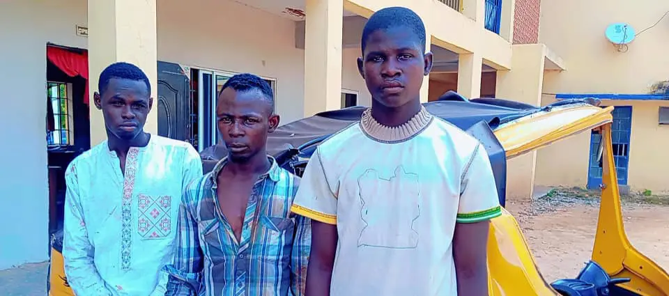 Adamawa: Three youths nabbed after failed attempt to snatch man’s phone