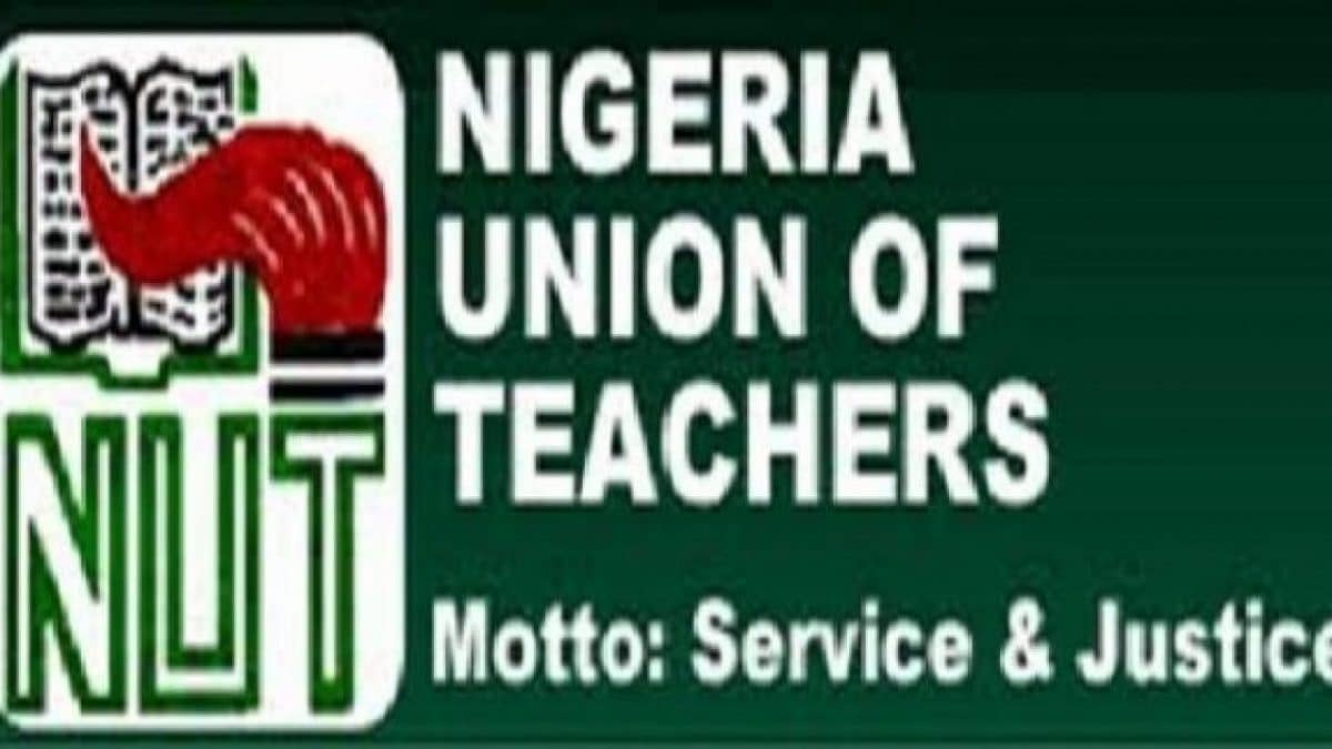 FCT teachers suspend strike