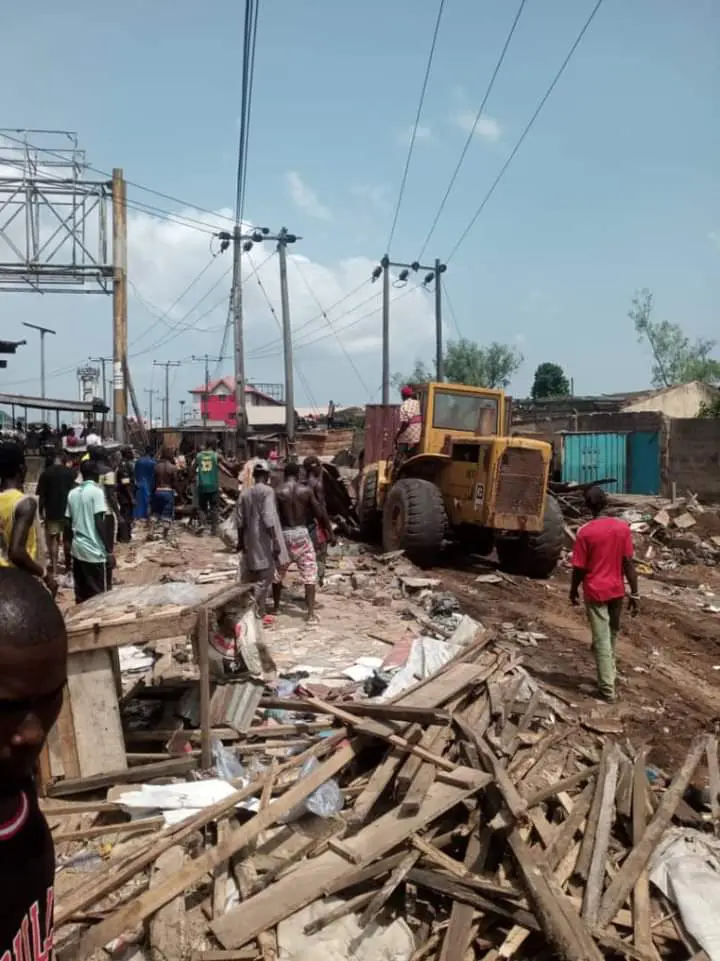 Abia Govt demolishes illegal motor parks, shanties in Umuahia